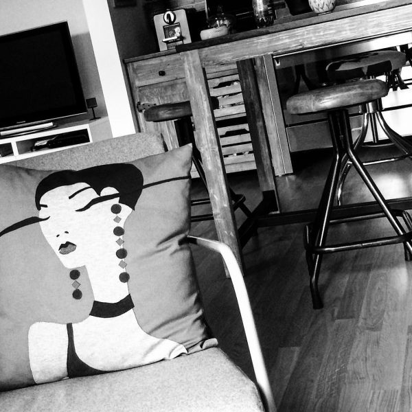 Xenia - Ambiente Dekokissen Xenia - Wirkung im Ambiente