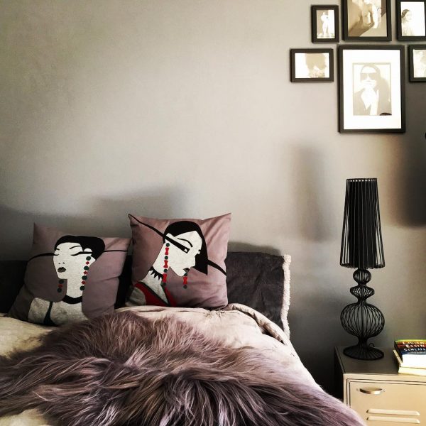 Cosma & Xenia - Ambiente Dekokissen Cosma und Xenia - Wirkung im Ambiente